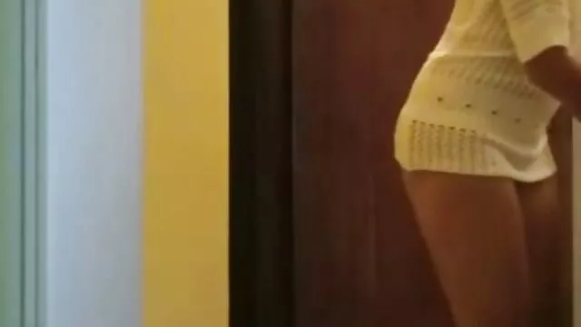 路上で巨乳いたずら アダルト 女性 無料 動画